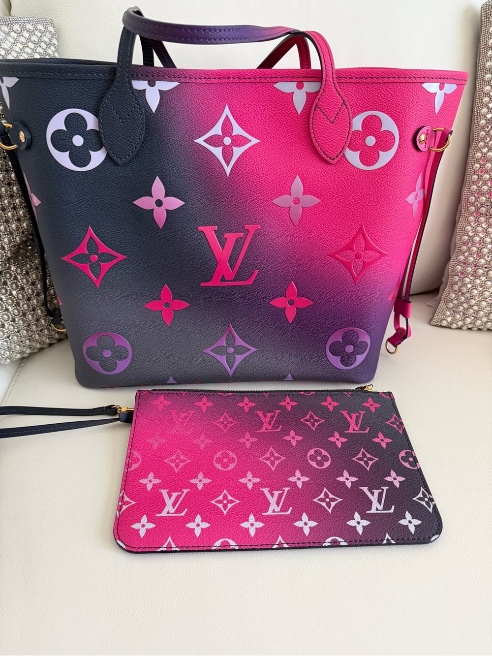 Louis Vuitton Pink and Black Monogram Gradient Tote - Picture 8 of 14